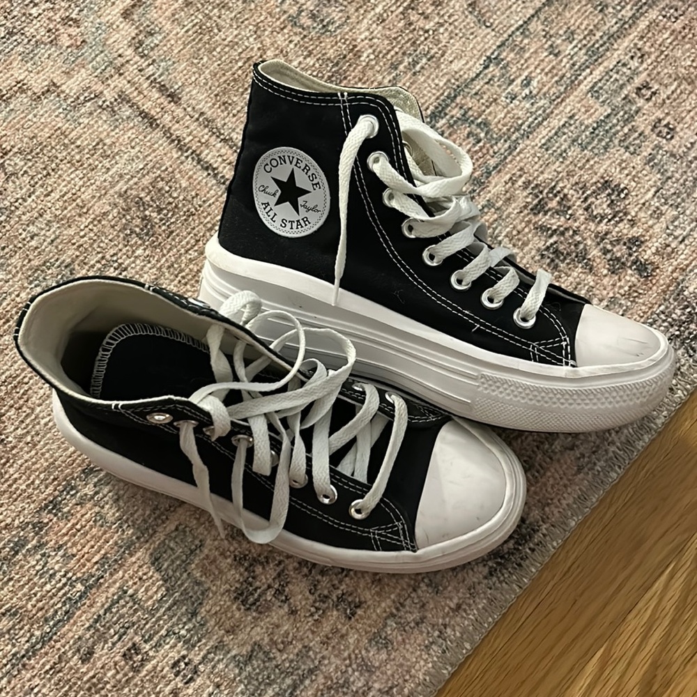 Platform converse